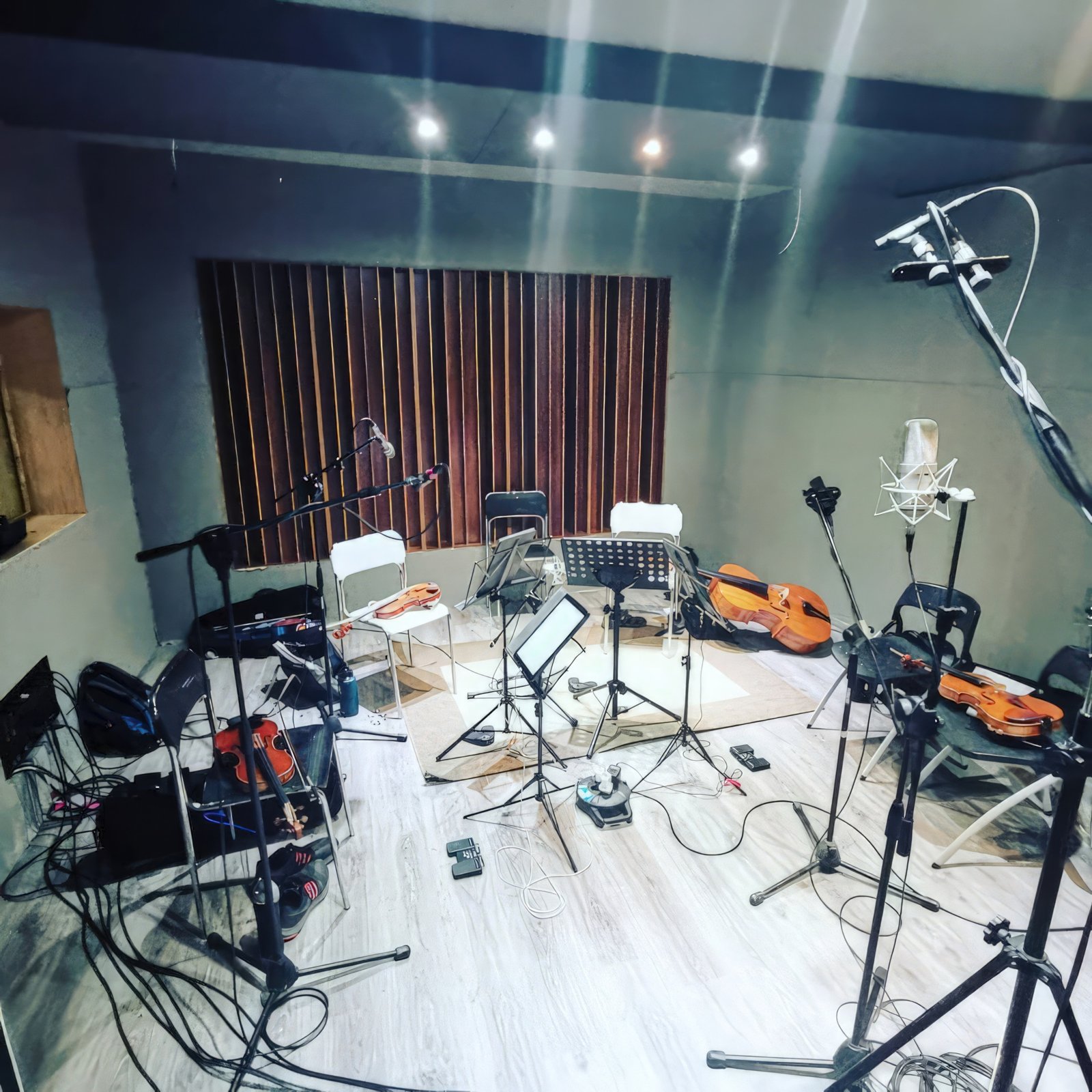 Live ensemble recording in Studio A — Virus Recording Studio Italy